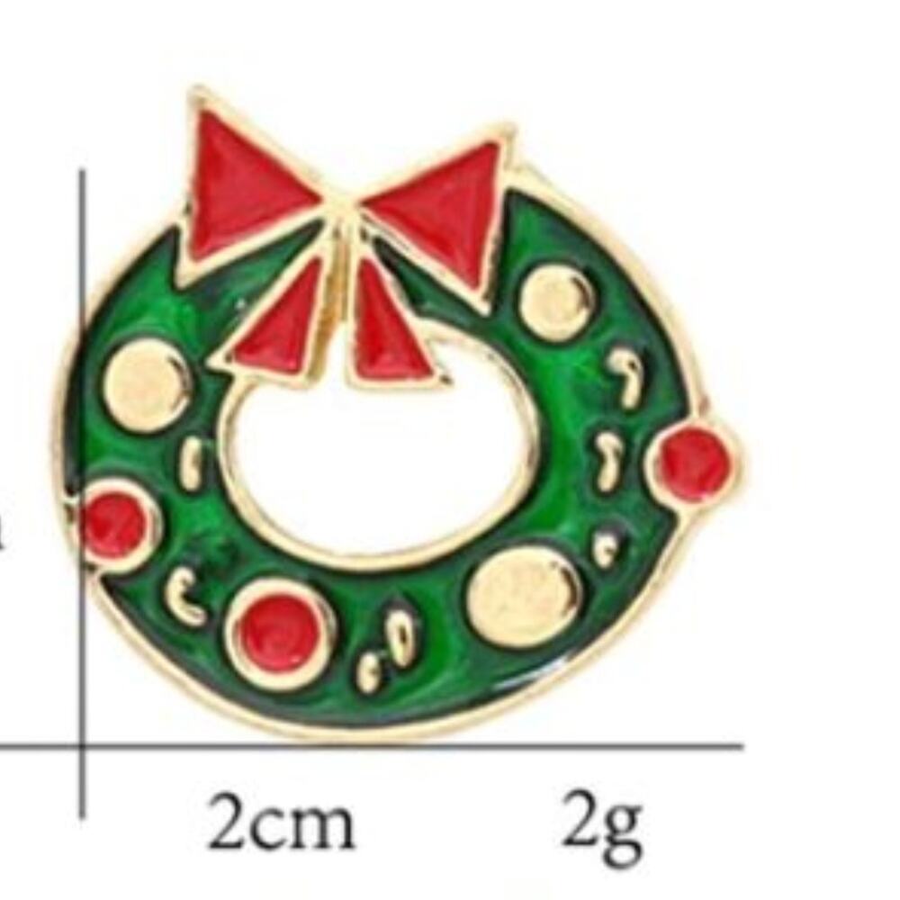Holiday Wreath Pin Brooch